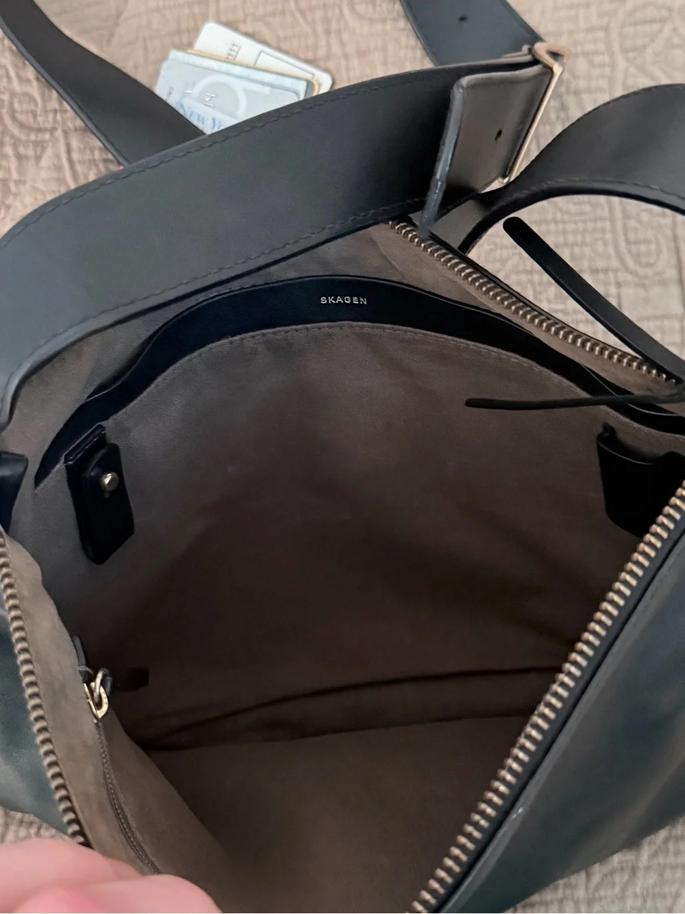 Skagen compact leather